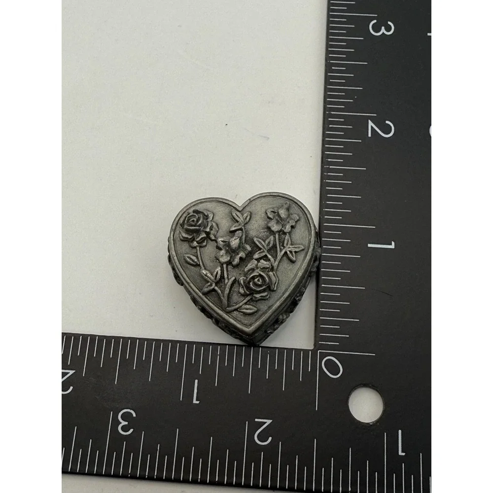 Vintage Torino Pewter Heart Trinket Box Floral Relief w/ Rose‎ Stud Earrings Set